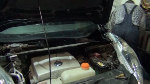 Ниссан   .ЛифЗамена стоек . установка экспандеров . ч - 3  Резинки стабилизатора . экспандеры !.avi