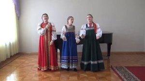 Трио "Млада" песня Саратовской области из сборника А.С.Ярешко   "Вьется вьется дальняя дороженька"