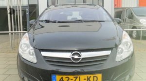 Opel Corsa 1.4-16V COSMO 5 deurs airco