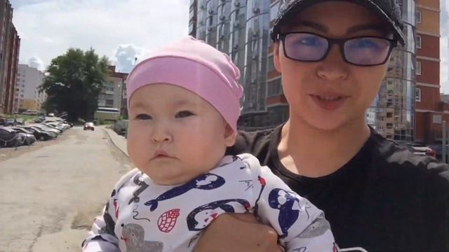 VLOG: узнают благодаря Инстаграм✌️ | ричи болеет | Аврора чуть не упала с дивана смотреть онлайн