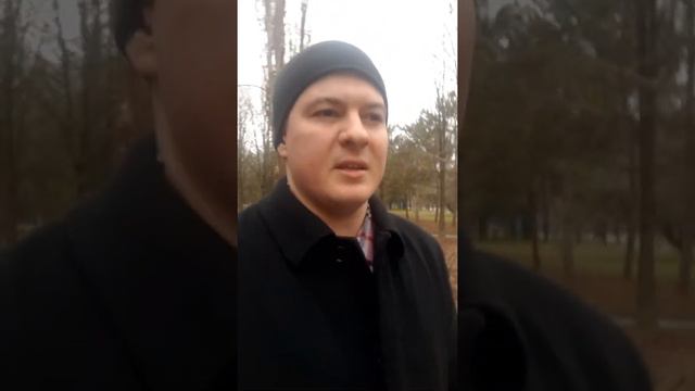 Боль в груди на вдохе колющая. Ложная стенокардия.