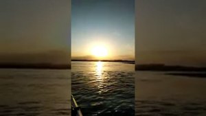 лодка риб тоха18 и 3 пассажира.40 км/ч.
