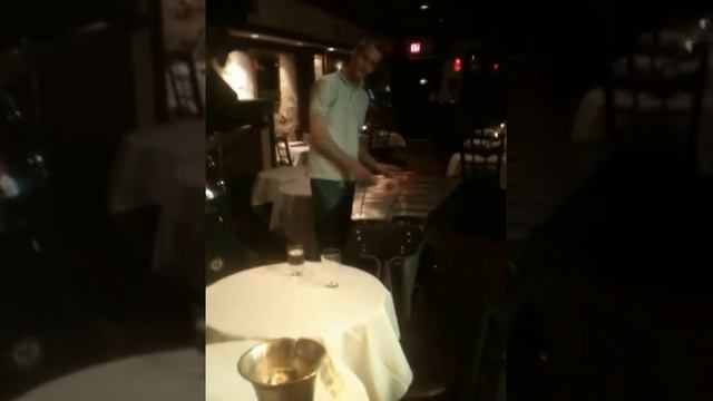 The Hermon Mehari Trio with Peter Schlamb on Vibraphone смотреть онлайн