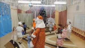 Авторская песенка "ХОРОВОД С ДЕДОМ МОРОЗОМ" сл. и муз. Е.В.Шурахова, Исполняет Ю. Селиверстова.