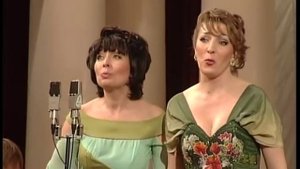 Y. Barnich "Гуцулка Ксеня" - Irina Semenenko & Angelina Shvachka