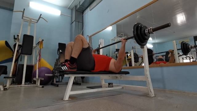 неделя 3. день 3. жим лёжа с паузой 2ой подход смотреть онлайн