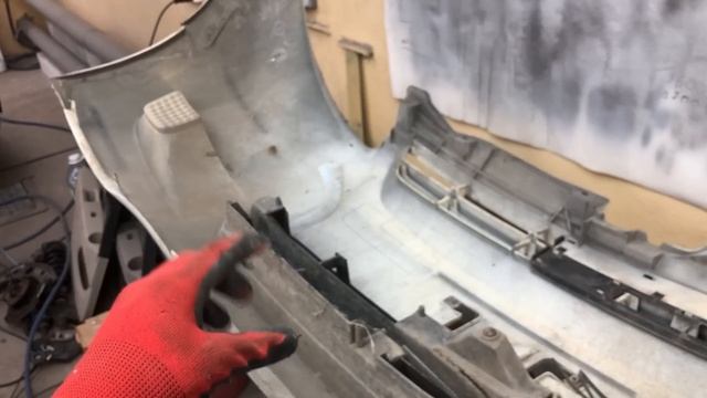 БИТЬЕ на ПЕРЕПРОДАЖУ. Как восстановит ПЕРЕКУП битое авто? смотреть онлайн