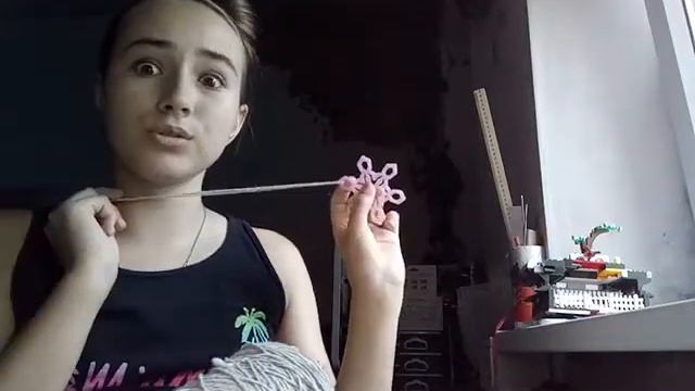 Готовим снежинки чтобы повесить на стену смотреть онлайн