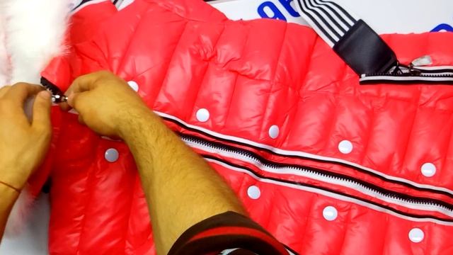 Мешок № 3175 Теплые куртки СТОК. Наполнитель - тинсулейт, холофайбер, биопух. кол-во 20 шт. смотреть онлайн