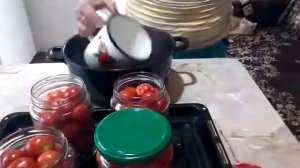 Помидоры в кислом сладком маринаде