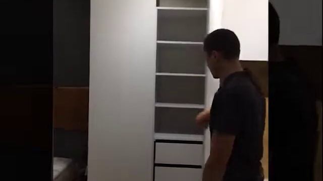 Выдвижные ящики в кровати. Эффектная мебель для спальни(Стоимость 160.000) смотреть онлайн