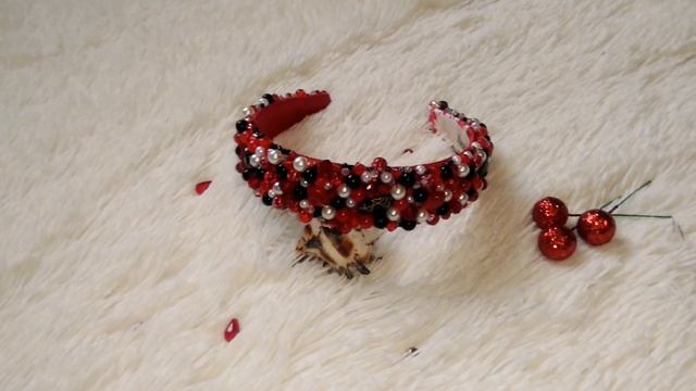 Красный ободок ручной работы смотреть онлайн