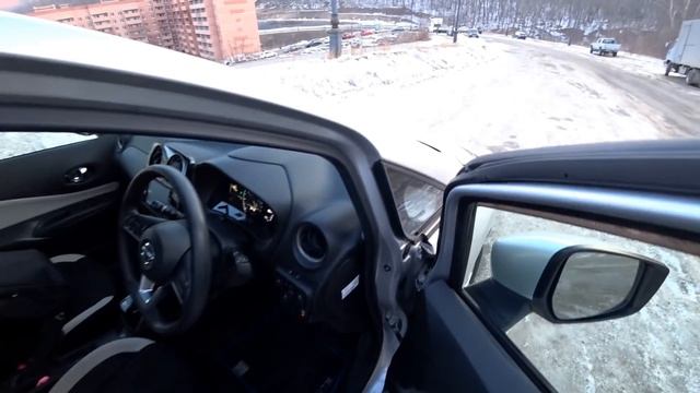 Авто из Японии: Toyota Vellfire, Nissan Note e-Power, Honda Freed Spike, Vezel Гибрид