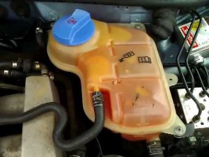 Развалилась крыльчатка помпы Passat b5 1.8T APU.mp4