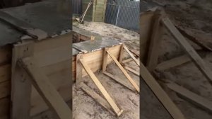 Фундамент. Опалубка из поддонов. Результат