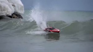 Радиоуправляемый катер TRAXXAS Spartan