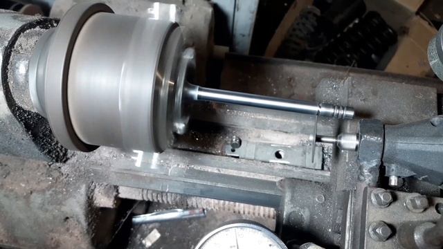 Выхлопной клапан Урал,Днепр. Укорачивание автомобильных выпускных клапанов,подробно. смотреть онлайн