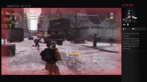 Tom Clancy's The Division: 1 group, 2 teams x 4 people. Going rogue