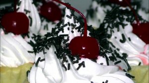 ПИРОЖНОЕ КОРЗИНОЧКА С БЕЛКОВЫМ КРЕМОМ