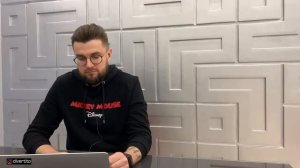 Описание на сайте знакомств.