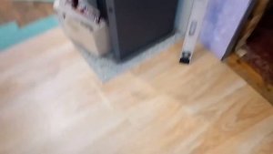 Укладка ламината на хвойную подложку на деревянные полы.