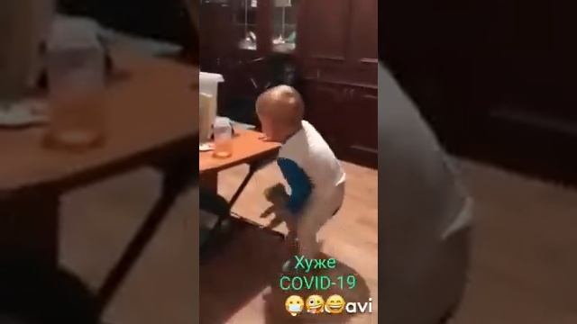 Ребёнок и котенок. Смех, угар, прикол. смотреть онлайн