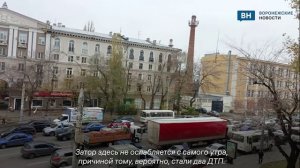 Утренняя пробка у цирка в Воронеже