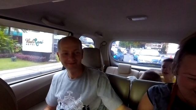 #1. Бали с детьми своим ходом │ Аквапарк Waterbom Bali.  Кута и её улицы. смотреть онлайн