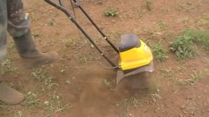прополка картофеля  электрокультиватором Texas El Tex 750