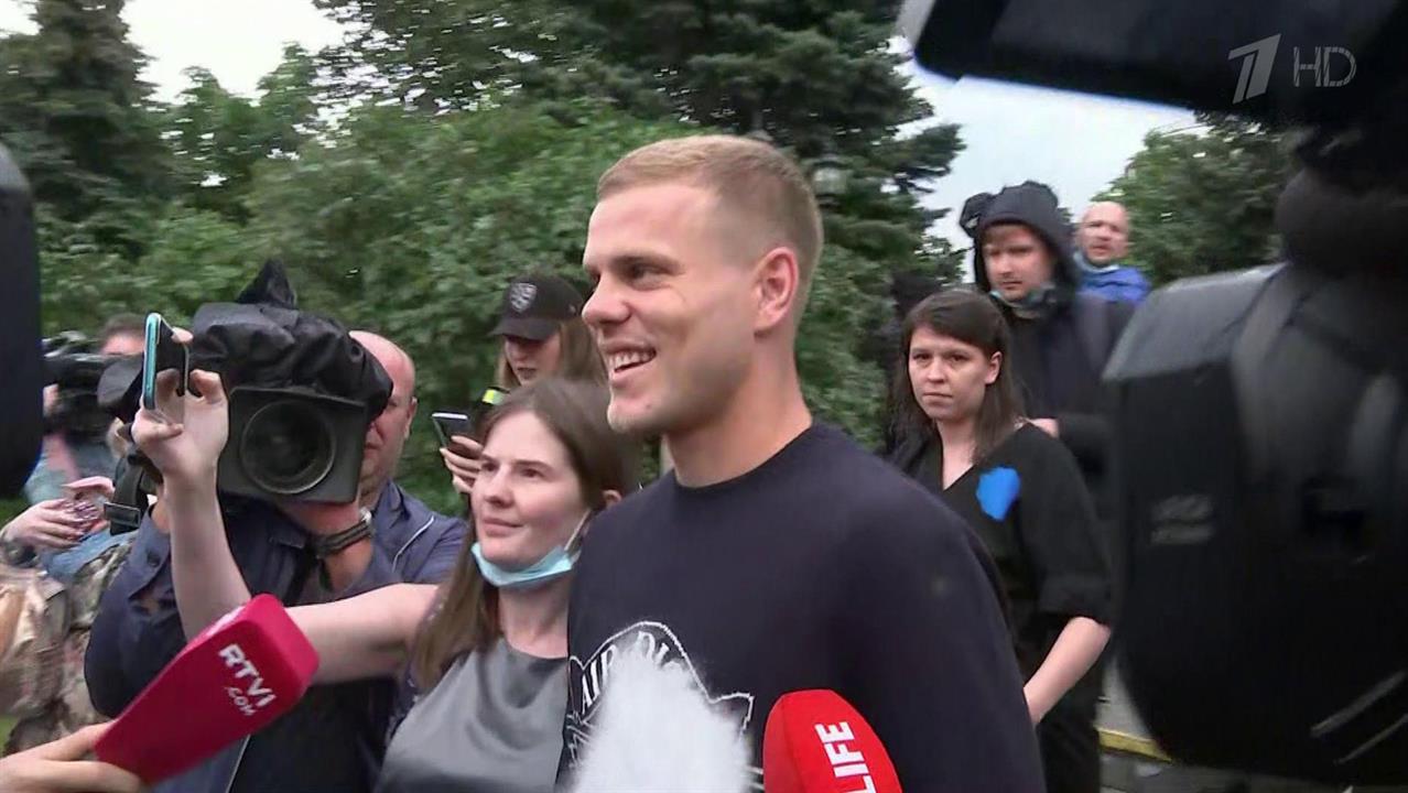 Адвокаты футболистов Александра Кокорина и Павла Мамаева надеются на оправдание подзащитных