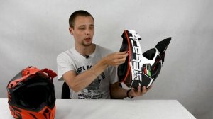 Лёгкий шлем Acerbis Steel Carbon.