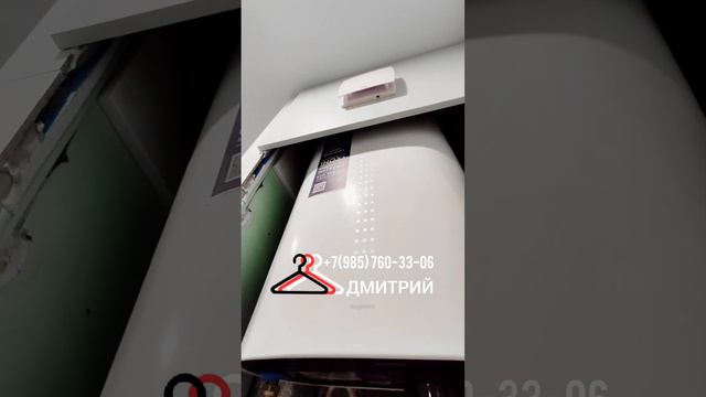 Как закрыть нишу с трубами в туалете? Практичное и бюджетное решение - распашные двери из ДСП Эггер