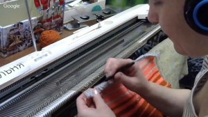 Вязальный МК на двух фонтурах. Шапочка "Поехали", #связалипобежали