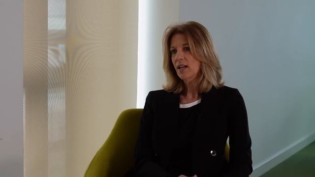 Was MMT Right About Inflation? | Stephanie Kelton (The Deficit Myth) смотреть онлайн