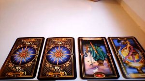 Пригласит ли он меня на свидание (гадание только для женской аудитории)