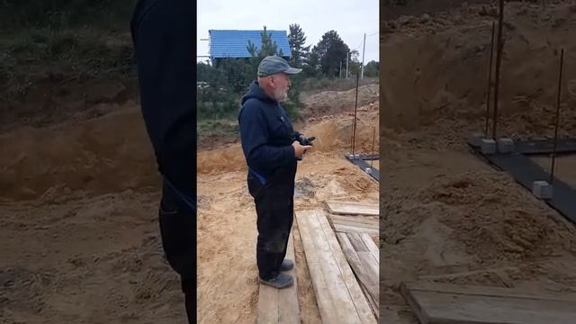 Устройство дренажа при близком распоряжении грантовых вод