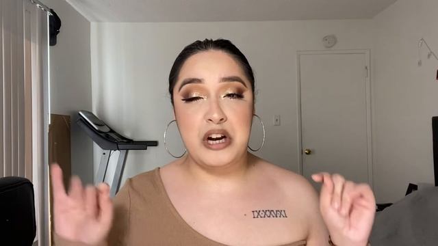 MAKEUP REVOLUTION x FRIENDS TAKE A DRIVE EYESHADOW PALETTE MAKEUP LOOK + SWATCHES смотреть онлайн