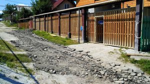 Дороги в деревне - сделай сам! Администрация помогает.