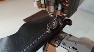 Durkopp Adler 205-370 рукавная швейная машина с унисонным продвижением для тяжёлых материалов.