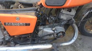 Полный обзор Иж планета 5, немного о Урале , запуск двигателя .\  Motorcycles and life