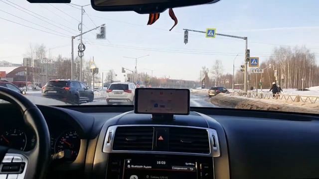 Яндекс навигатор без Android auto и Carplay в машину