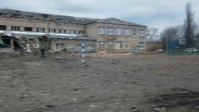 МИНУС ОДНА ШКОЛА В МОЁМ ГОРОДЕ. ВСТРЕТИЛ ПАСТОРА НА РАЗВАЛИНАХ