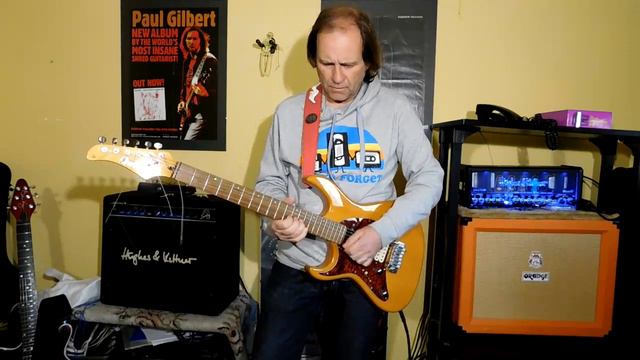 En total silencio / Cort G260 смотреть онлайн