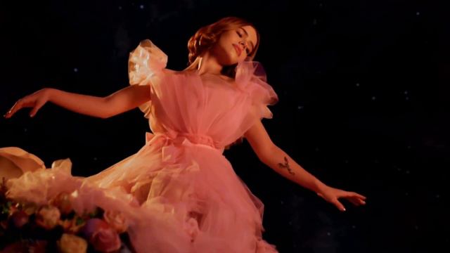 ВАНЯ ДМИТРИЕНКО-Венера Юпитер (F.A.K.E.E.R RMX) (VJ nikolaishubin audio video mix) 2023. смотреть онлайн