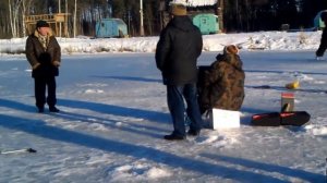 Зимняя рыбалка под гармонь в январе 2014