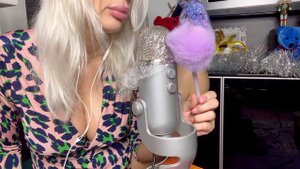 ASMR TONGUE-LICKING MICROPHONE, TRIGGERS. #asmr #language #microphone