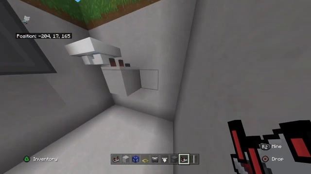 How To Make A Rubbish Bin In Minecraft! (Bedrock, Java & Legacy) смотреть онлайн