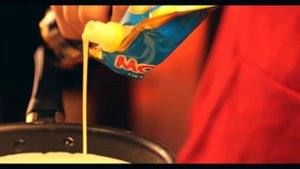 ПОВТОРЯЕМ ЕДУ ИЗ ФИЛЬМОВ   ПРЯНЯ (ШРЕК)   ГРИНЧ   СИМПСОНЫ.mp4