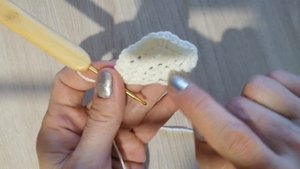 #вязаниекрючком//ВЯЖЕМ ПОЛУКРУГ КРЮЧКОМ//выравнивание неровностей.