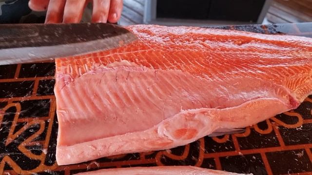 Как засолить красную рыбу! Дешевле и вкуснее чем купить готовый!